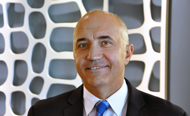 Instructor Max Ariza