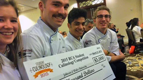 2015 JWU student culinology team with their grand prize.