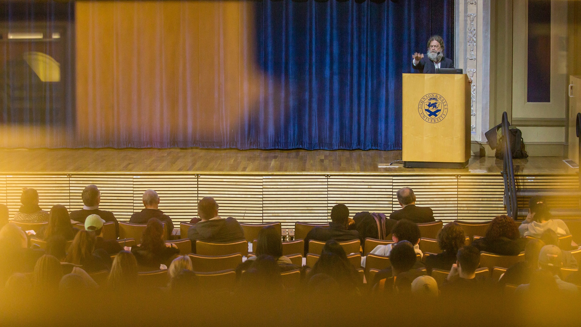 Robert Sapolsky speaking to students