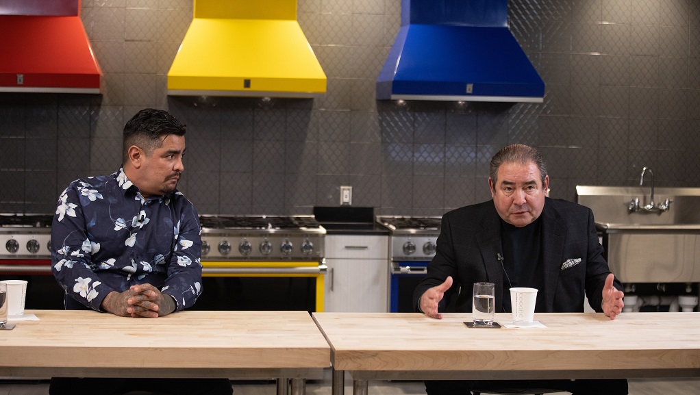 Image of restaurateurs Aarón Sánchez and Emeril Lagasse '78, '90 Hon., discuss the restaurant industry at the symposium