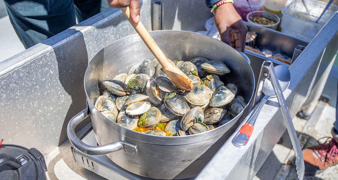 Sustainable Food Systems make lunch out of the quahogs they just learned to harvest