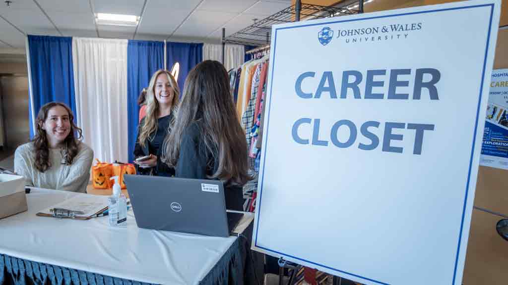 ExEd & CS's Career Closet provides professional attire to students for career fairs.